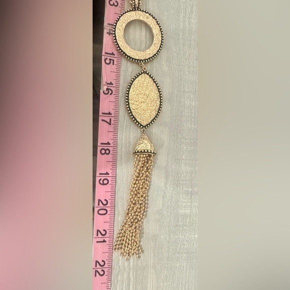 Erica Lyons Elegant Long Gold Tassel Necklace - Picture 5 of 6